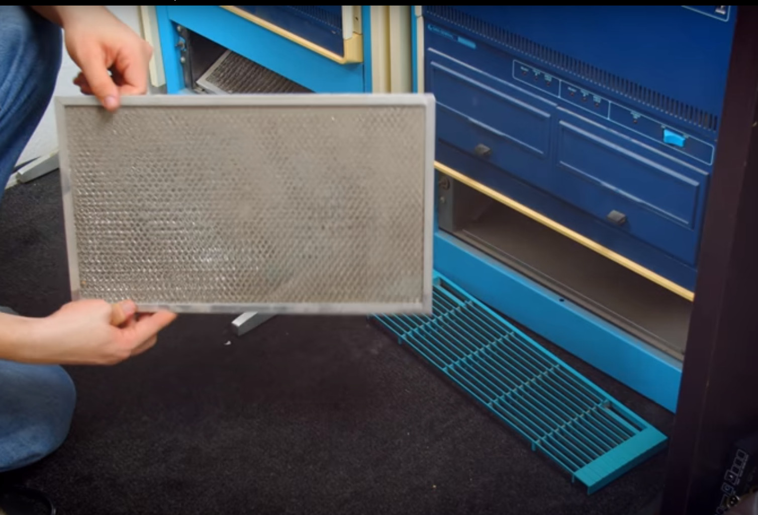 servers/tech-tangent rack air inlet3.jpg